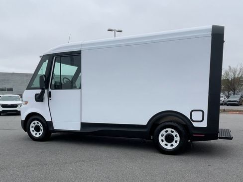 New 2025 Chevrolet Brightdrop 400 image 42