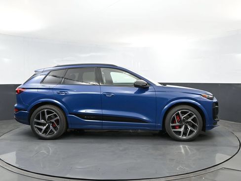 New 2027 Audi SQ6 e-tron Premium Plus AWD/4WD image 4