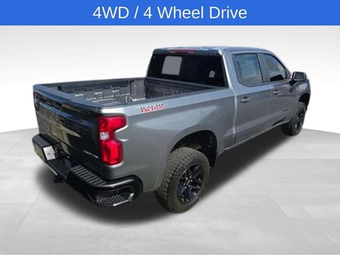 Used 2021 Chevrolet Silverado 1500 Custom Trail Boss AWD/4WD image 5
