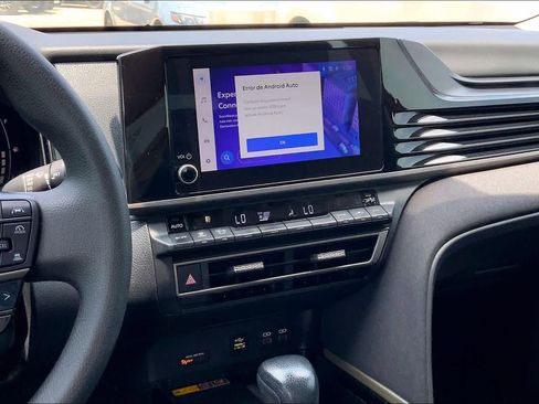 Used 2025 Toyota Camry LE w/ Convenience Package FWD image 7