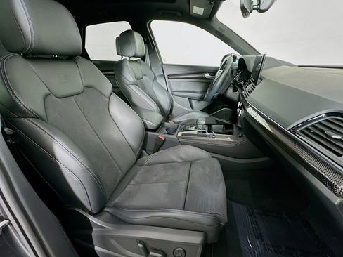 Used 2025 Audi SQ5 Premium Plus image 8