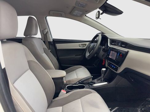 Used 2019 Toyota Corolla LE FWD image 39