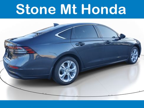 Used 2025 Honda Accord LX image 6