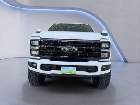Used 2023 Ford F250 Lariat AWD/4WD image 2