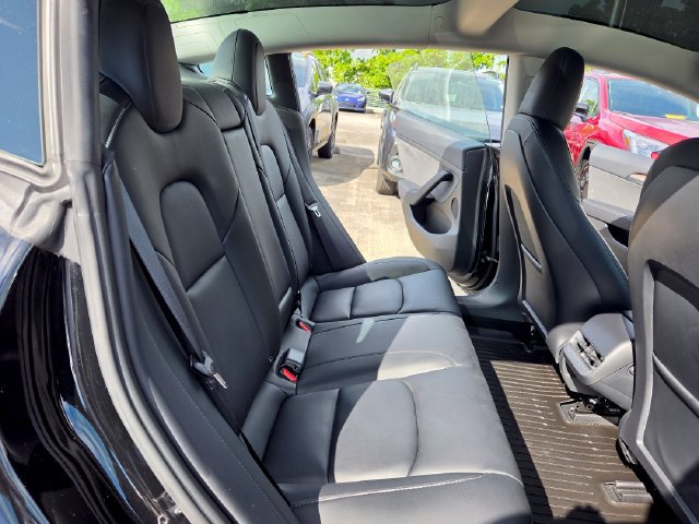 Used 2023 Tesla Model 3 Standard Range RWD image 22