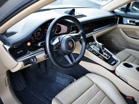 Used 2021 Porsche Panamera 4 image 4