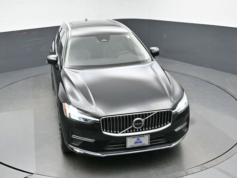 Used 2023 Volvo XC60 B5 Plus AWD/4WD image 47