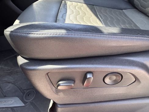 Used 2024 Chevrolet Silverado 1500 ZR2 AWD/4WD image 14