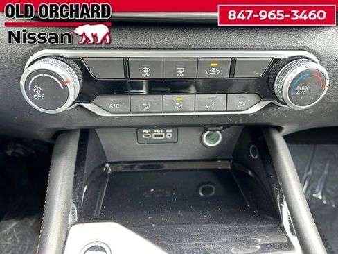 Used 2023 Nissan Altima 2.5 SR image 14