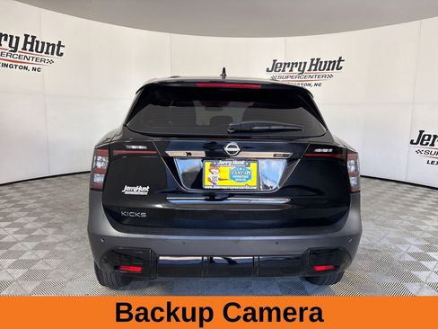 Used 2025 Nissan Kicks S FWD image 6