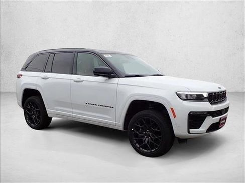 New 2026 Jeep Grand Cherokee Summit w/ Obsidian Package AWD/4WD image 6