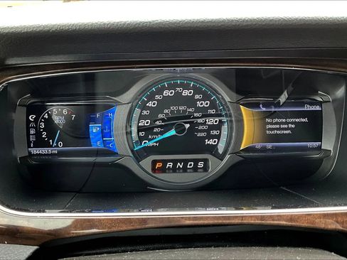 Used 2013 Ford Taurus Limited FWD image 13