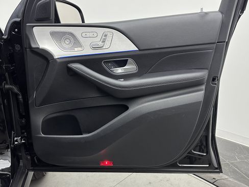 Used 2024 Mercedes-Benz GLS 450 GLS 450 image 34