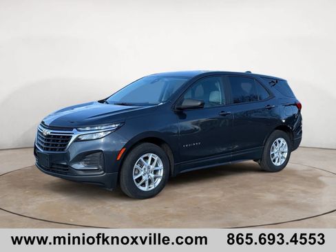 Used 2022 Chevrolet Equinox LS w/ LS Convenience Package image 7