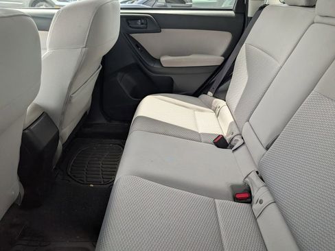 Used 2015 Subaru Forester 2.5i Premium w/ All-Weather Package AWD/4WD image 7