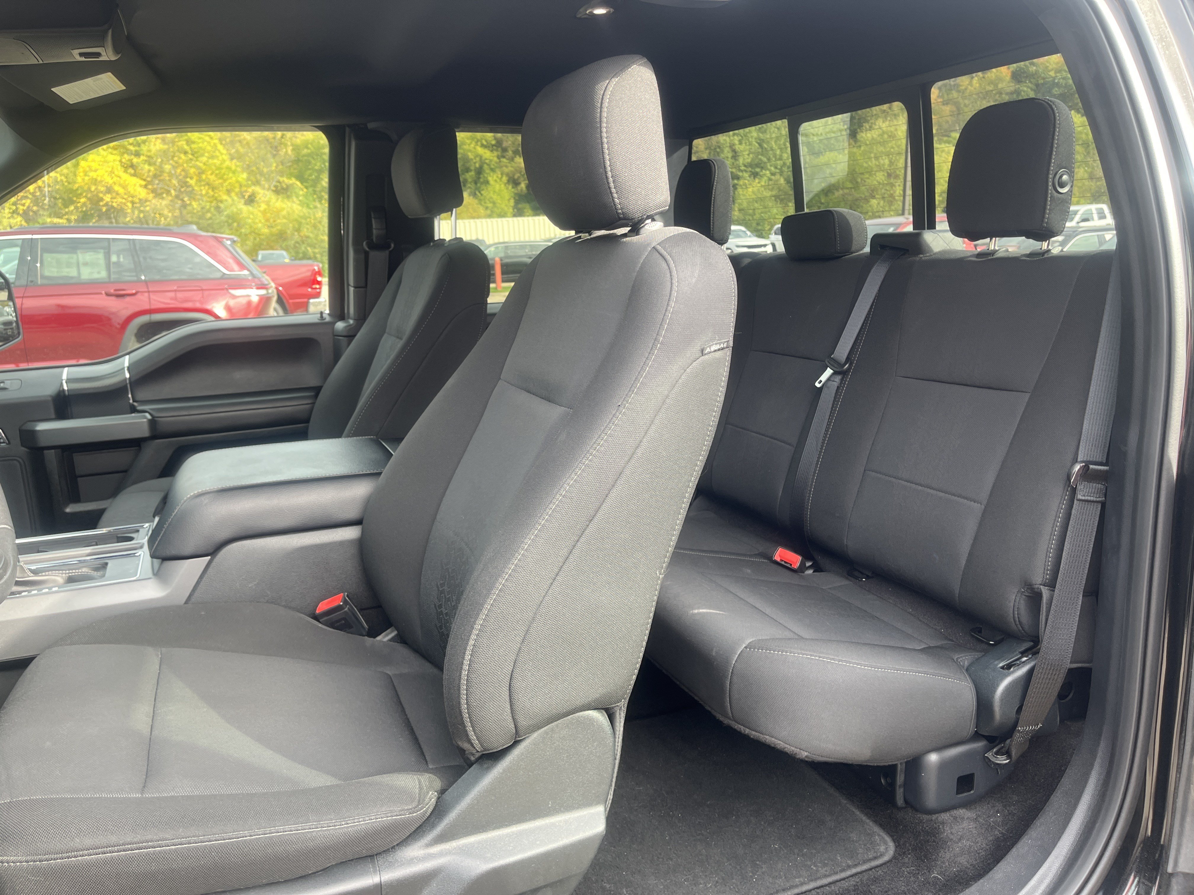 Used 2018 Ford F150 XLT w/ Equipment Group 302A Luxury AWD/4WD image 8