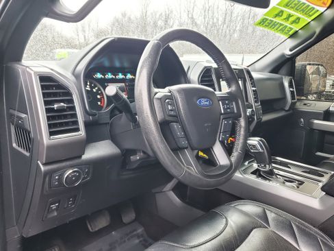 Used 2019 Ford F150 XLT w/ Equipment Group 302A Luxury image 8