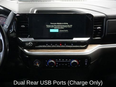 Used 2022 Chevrolet Silverado 1500 RST image 11