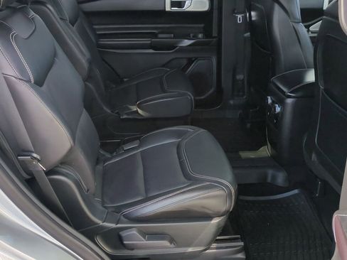 Used 2020 Ford Explorer ST w/ ST Street Pack image 20