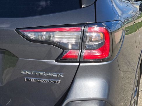 Used 2021 Subaru Outback Touring XT AWD/4WD image 12