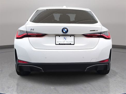 Used 2023 BMW i4 eDrive35 w/ Premium Package image 7