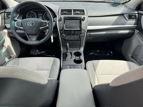 Certified 2017 Toyota Camry XSE FWD image 12