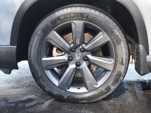 Certified 2023 Honda Pilot Sport image 36