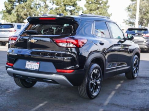 Used 2023 Chevrolet TrailBlazer LT w/ Convenience Package image 7