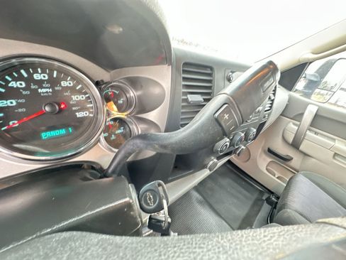 Used 2013 Chevrolet Silverado 3500 W/T image 14