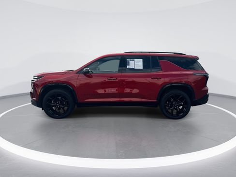 Used 2024 Chevrolet Traverse RS w/ LPO, Floor Liner Package AWD/4WD image 6