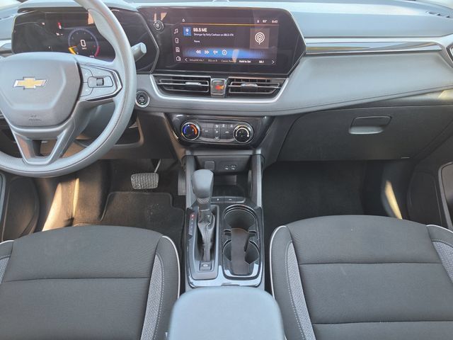 Used 2025 Chevrolet TrailBlazer LT FWD image 25