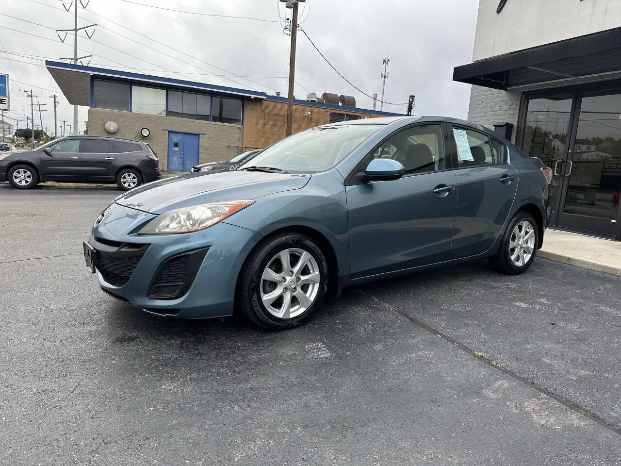 Used 2011 MAZDA MAZDA3 i Touring FWD image 1
