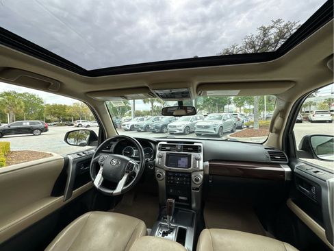 Used 2016 Toyota 4Runner Limited image 23