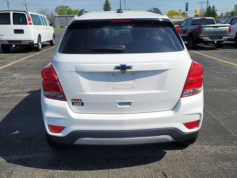 Used 2019 Chevrolet Trax LT w/ Redline Edition FWD image 6
