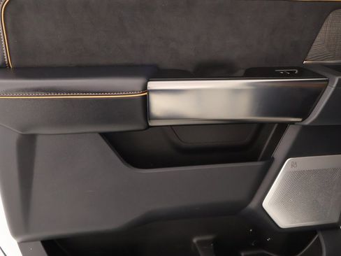 Used 2024 Ford F350 Platinum w/ FX4 Off-Road Package image 17