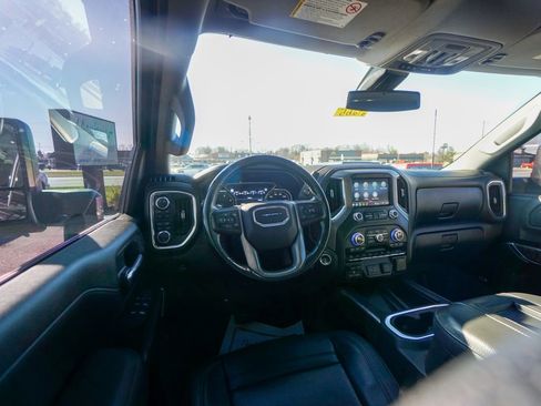Used 2022 GMC Sierra 3500 Denali image 13