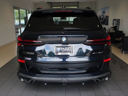 New 2026 BMW X5 xDrive40i w/ M Sport Package AWD/4WD image 25