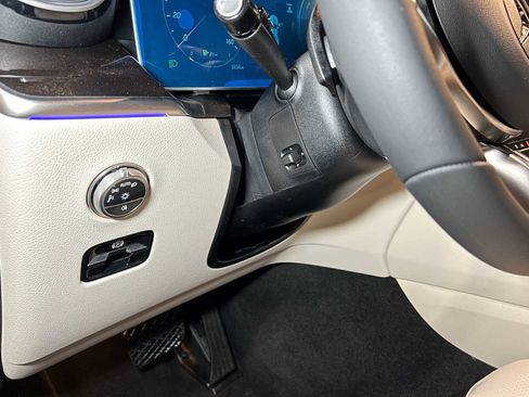 New 2026 Mercedes-Benz GLC 350e GLC 350e image 26