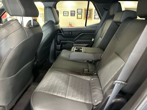 Used 2025 Toyota 4Runner TRD Sport Premium AWD/4WD image 15