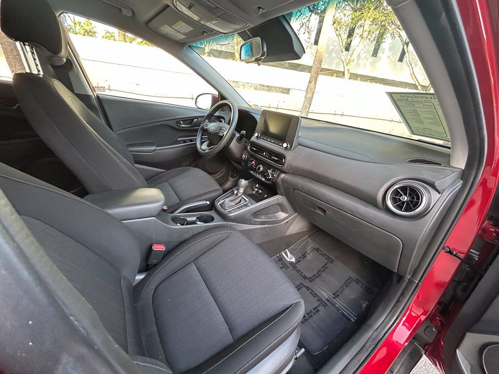 Used 2023 Hyundai Kona SEL AWD/4WD image 29