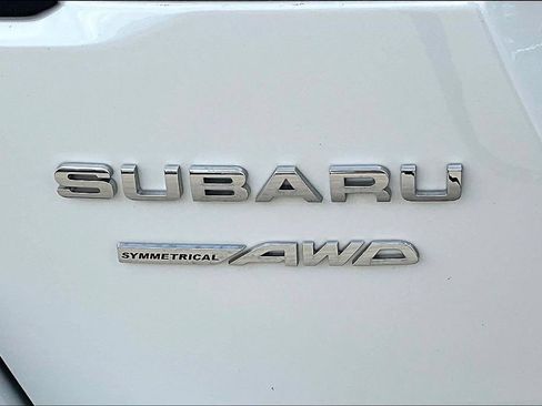 Used 2023 Subaru Outback Premium AWD/4WD image 24