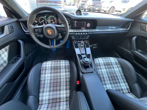 Certified 2025 Porsche 911 Turbo AWD/4WD image 6