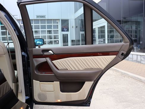 Used 1995 Mercedes-Benz S 320 S Class image 36