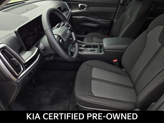 Certified 2026 Kia Sorento LX FWD image 19