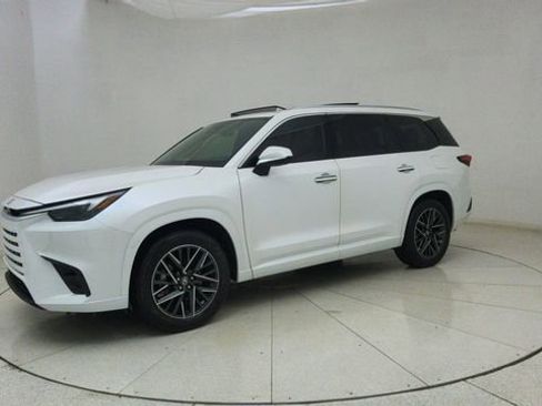 Used 2025 Lexus TX 350 AWD w/ Technology Package image 68