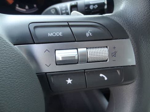 Used 2025 Hyundai Sonata SEL FWD image 18