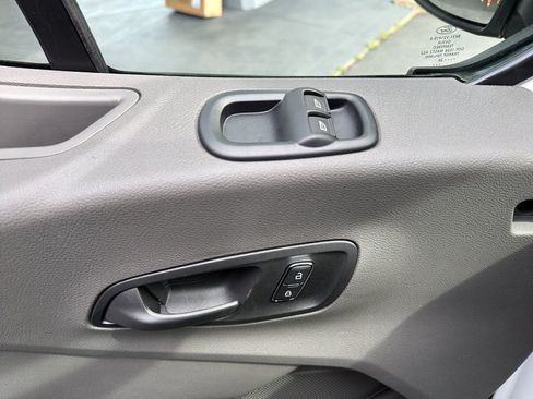 New 2026 Ford Transit 250 148 Medium Roof RWD image 13