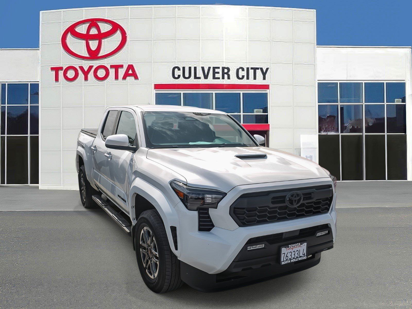 Used 2026 Toyota Tacoma TRD Sport RWD image 1
