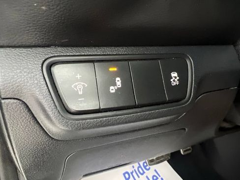 Used 2023 Kia Forte GT-Line w/ GT-Line Technology Package FWD image 20