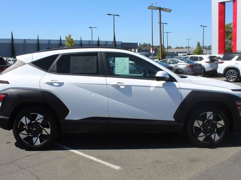 Used 2024 Hyundai Kona SEL FWD image 6
